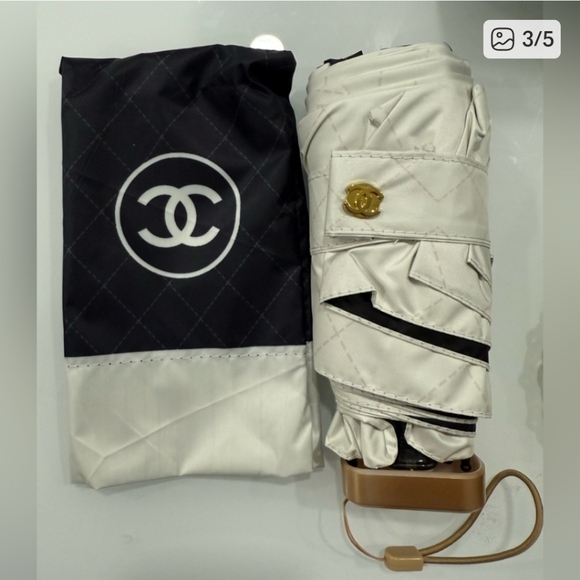 Chanel black quilted umbrella holder and umbrella box gift set gwp items - Picture 2 of 5